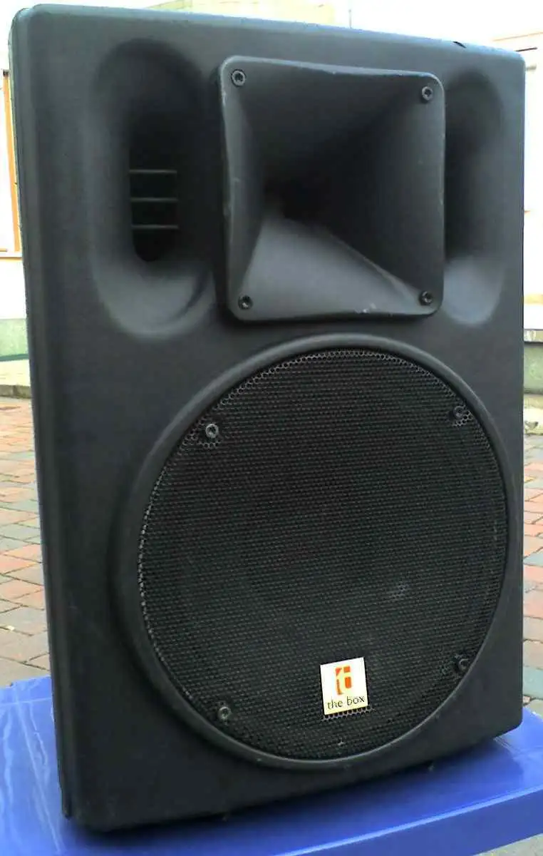 YAMAHA ,T-BOX Aktív hangfal