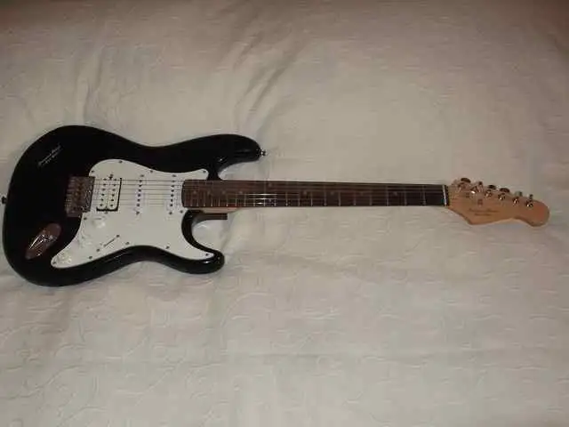 B&S Elektromos gitár Lead Gitarre B&S Elektromos gitár Lead Gitarre