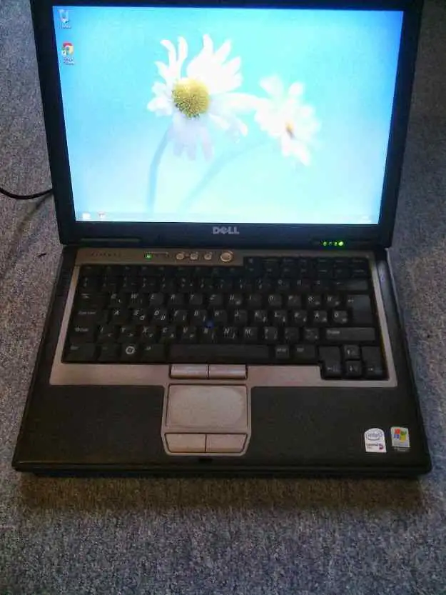 Dell D620 Core2Duo csere,eladó Sontiges