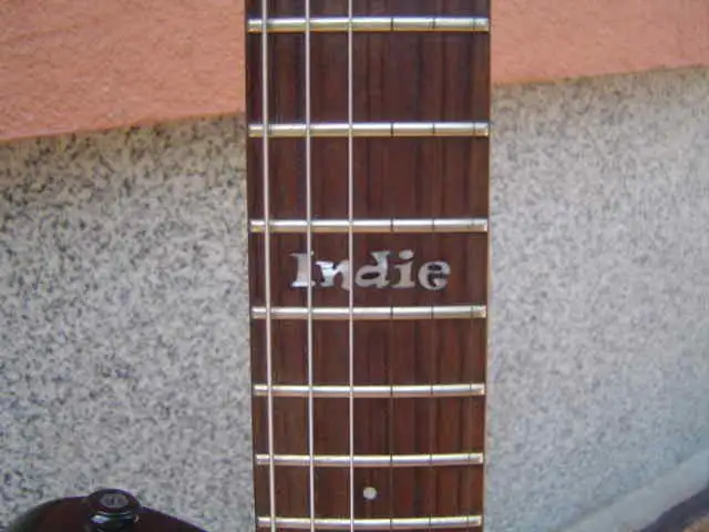 Indie  Szólógitár