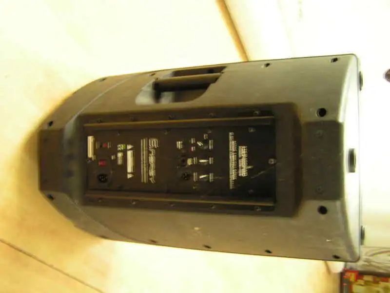  12 EP400 PWD Active speaker