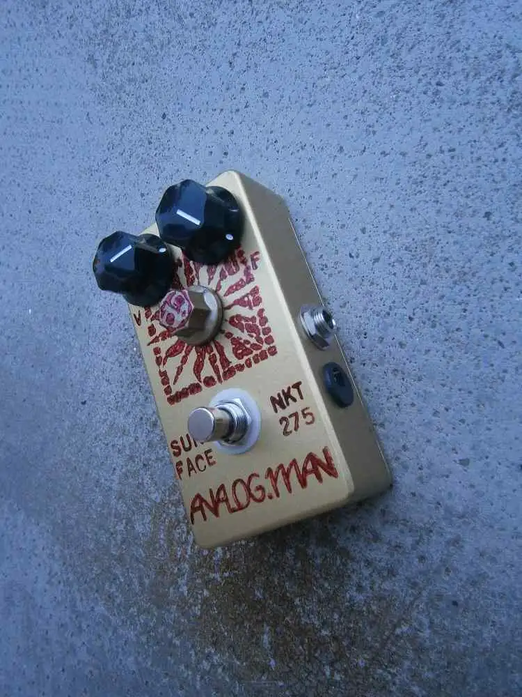 Analogman Sun Face fuzz NKT275 Red Dot Pedál