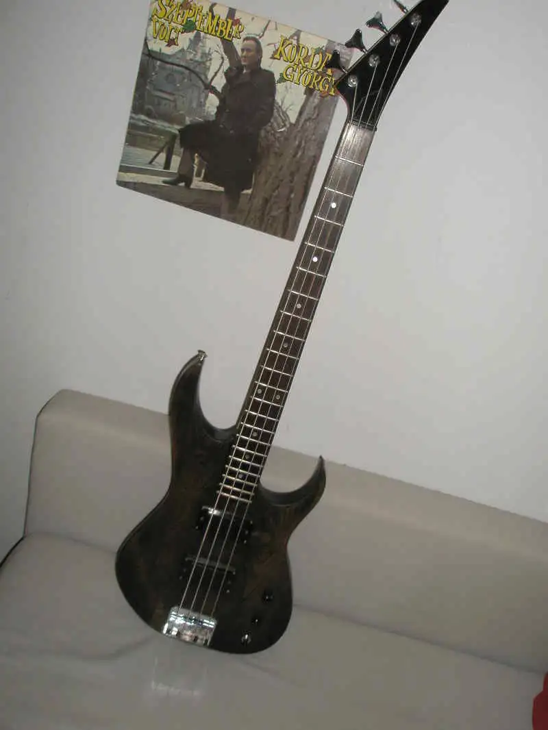  Korea 80s Basszusgitár