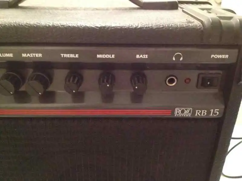 Ross RB 15 Gitárkombó