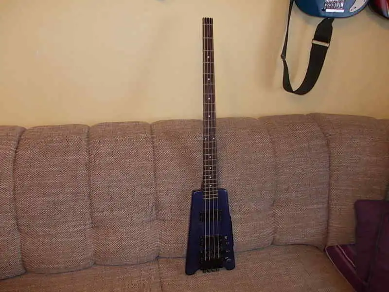 Hohner B2A headless Bass guitar