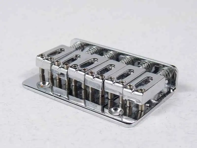 - Stratocaster fix Híd
