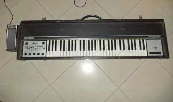 Hohner  Analóg szintetizátor