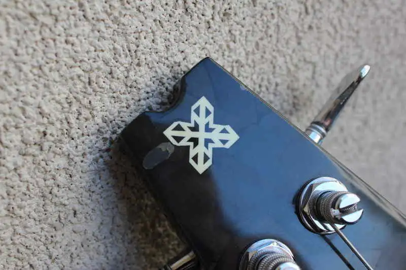 Modulus Quantum 4 Bajo eléctrico