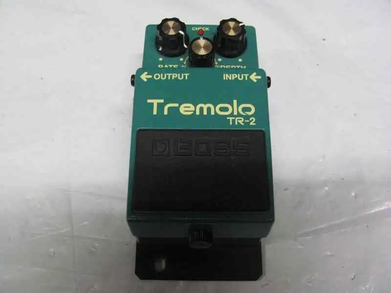 BOSS TR-2 Tremoló pedál