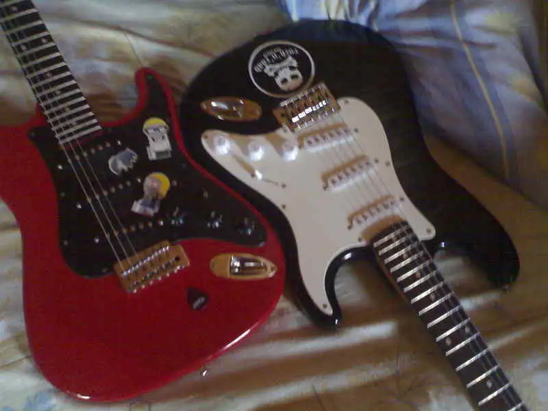 Ross ROYTEK gitárom VISSZAVÁSÁROLNÁM Elektrická gitara