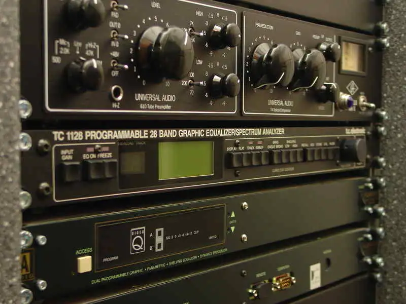 TC Electronic 1128 Effekt processzor