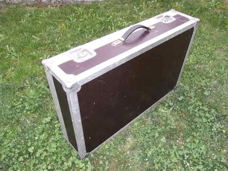 - BELMÉRET 87X54,5X15cm Keverő konténer