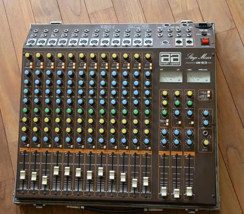 SOLTON Stage Mixer CM122 Keverő