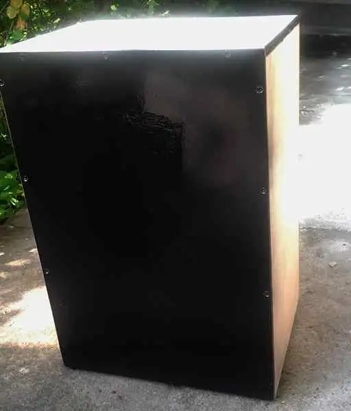 - Sodronyos pergő Cajonvideo bemutató a leírásba Cajon