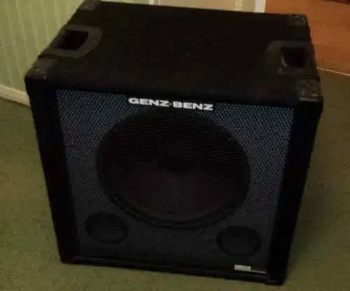 GENZ BENZ LS115B 250 wattos basszusláda Bass Truhe
