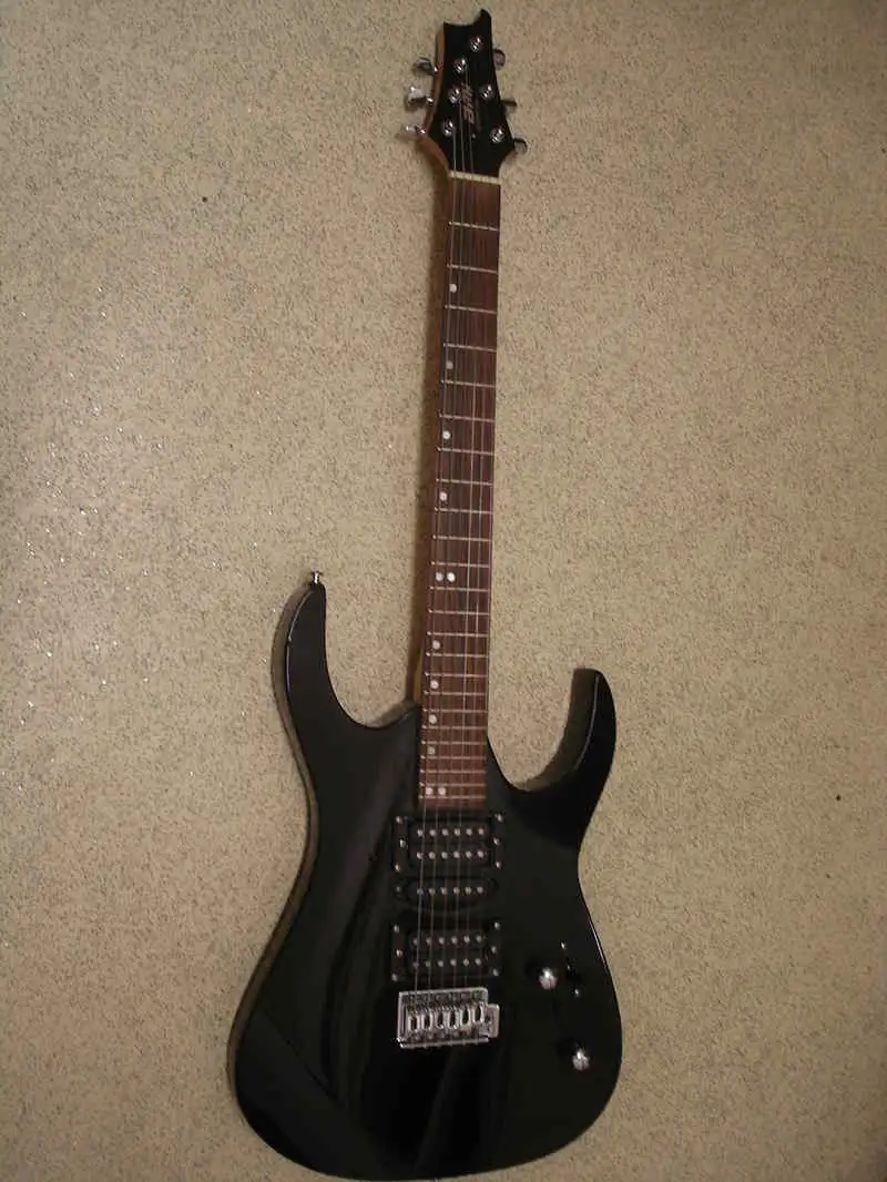  212 BK Elektrická gitara