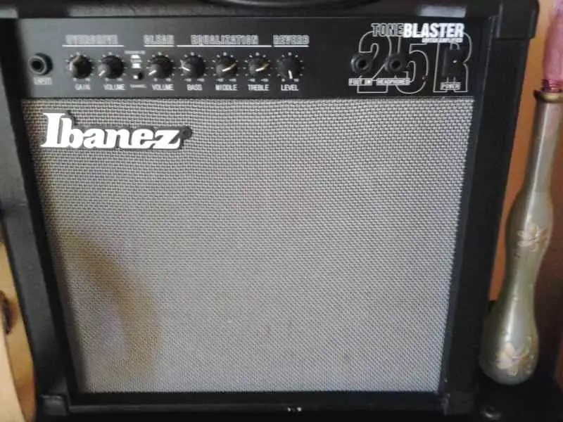 Ibanez TB-25 R Guitar combo amp