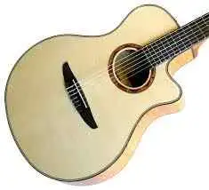 YAMAHA NTX - 900 Electro-acoustic guitar