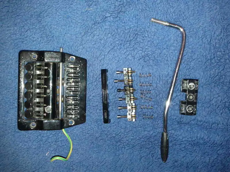  Flyer Tremolo