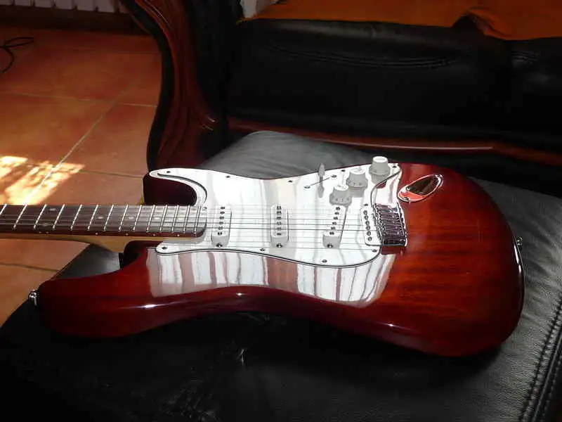  +Entwistle xs62n Elektromos gitár
