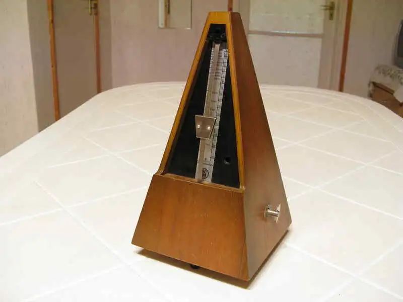  DDR Metronóm