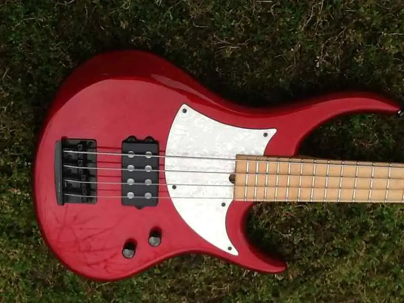  Kingston Basszusgitár