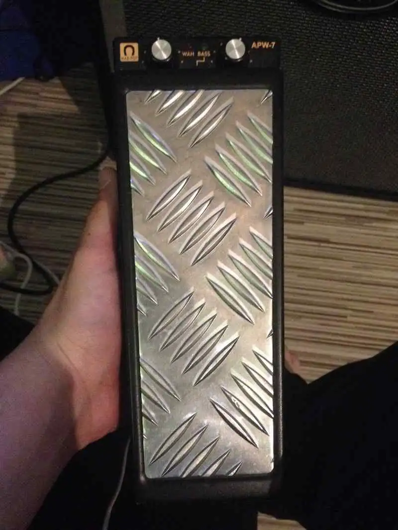  APW-7 Pedal