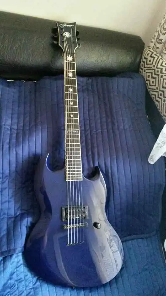 Ektomorf Tomi signature Elektromos gitár