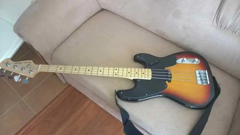 Harley Benton PB-50 SB Vintage Bajo eléctrico