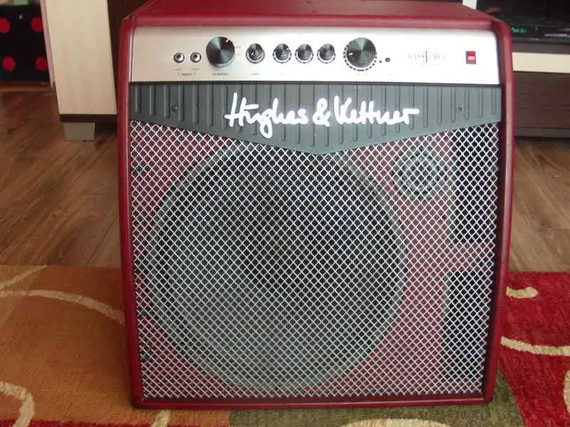 BassForce XXL - Hughes & Kettner BassForce XXL - Audiofanzine
