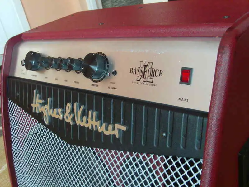 ベース Hughes & Kettner BASS FORCE XXL combo Used Hughes & Kettner BASS FORCE XXL Bass Amps Bass Amps