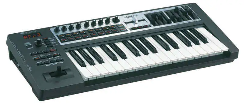 Edirol PCR-300 MIDI kontroller