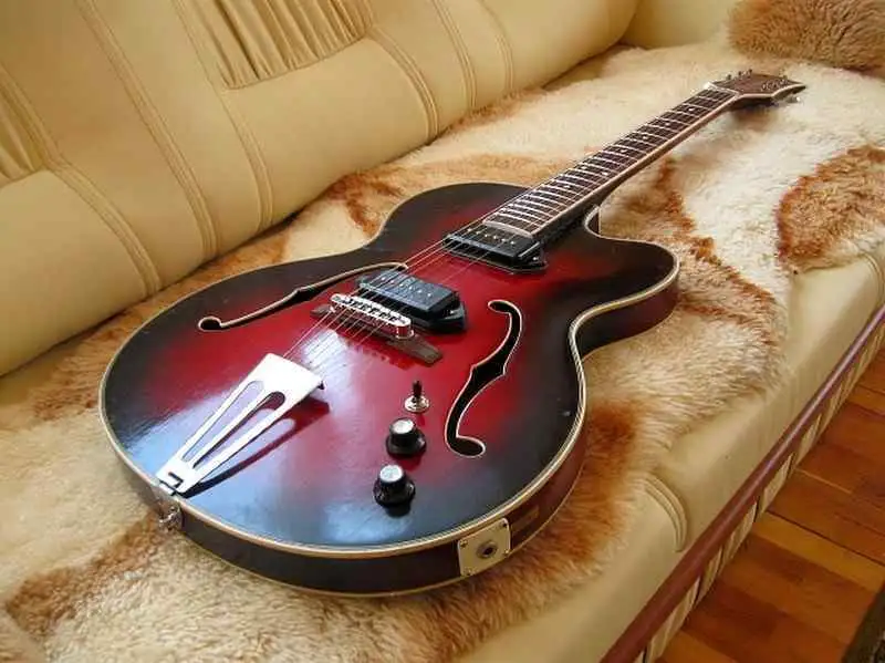 Musima 1655 HV. Jazz guitar