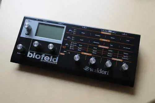 Waldorf Blofeld Black Edition Szintetizátor