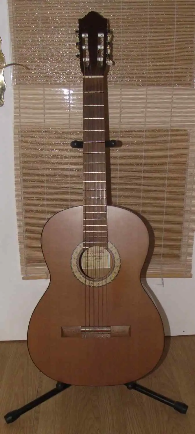  477H Klasická gitara