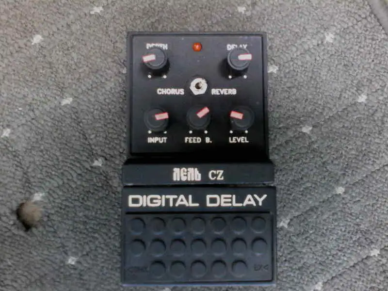 LEL Digital Delay Efektový pedál