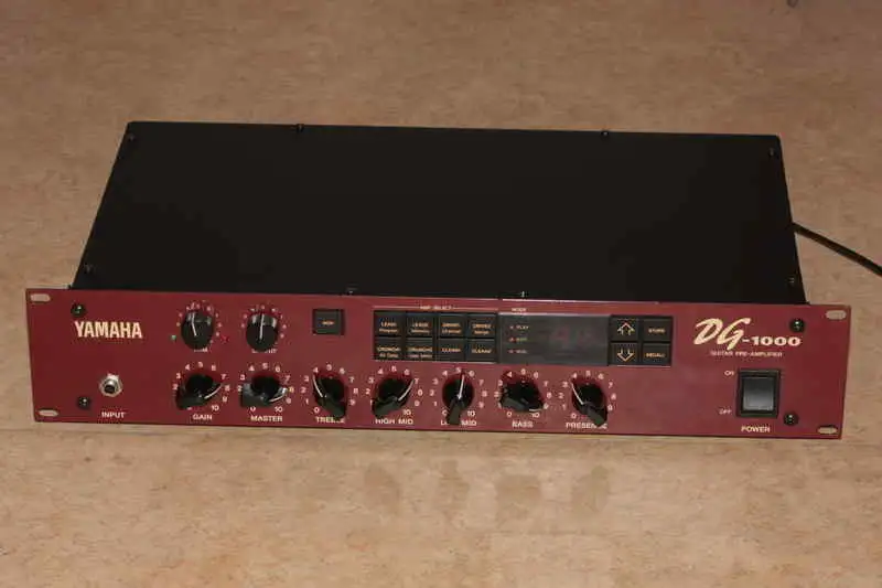 YAMAHA DG 1000 guitar pre amplifier Preamp for sale - Nagyatád