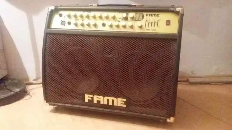 FAME AS125 Akustikgitarrenverstärker