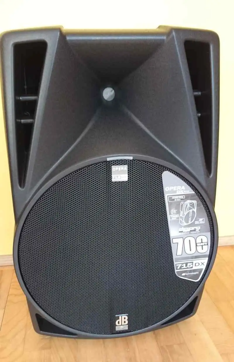 DB Technologies 715DX Aktív hangfal