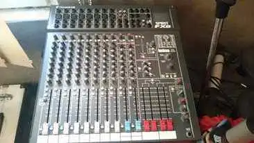  Spirit FX8 Keverőpult