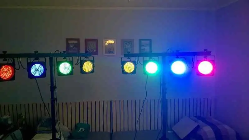 EuroLite KLS-200 RGB Telové svetlo