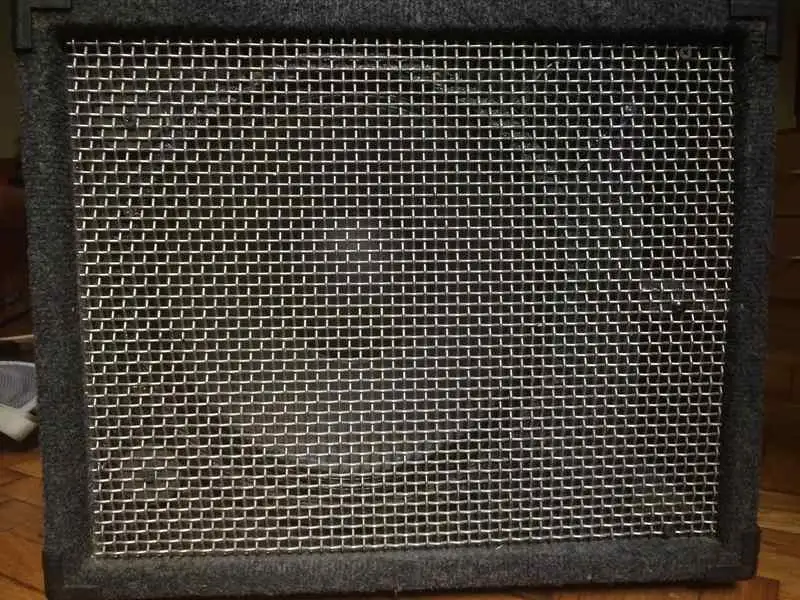  112 Caja de bajo