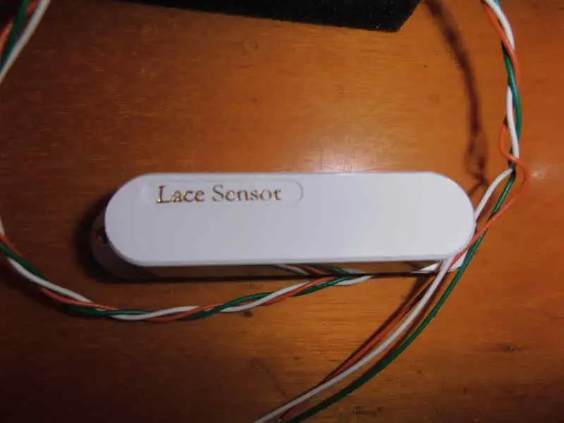 Lace Sensor Gold White Pickup