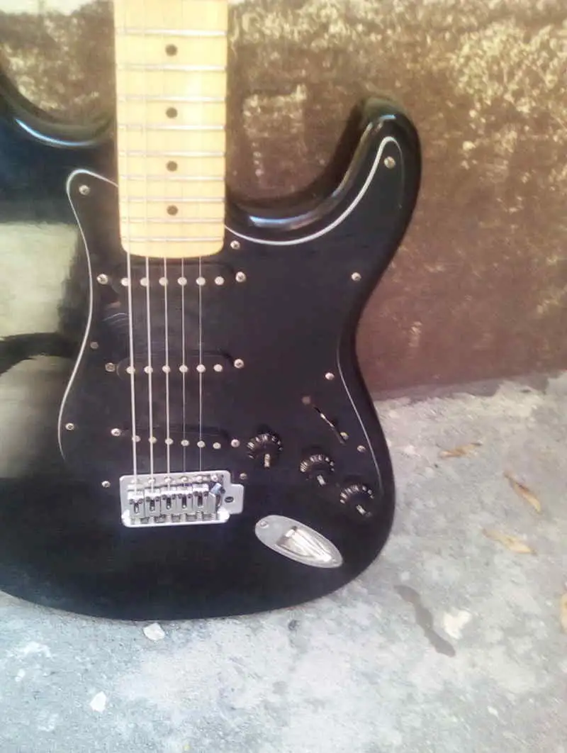 Marathon Replay csere is Elektromos gitár