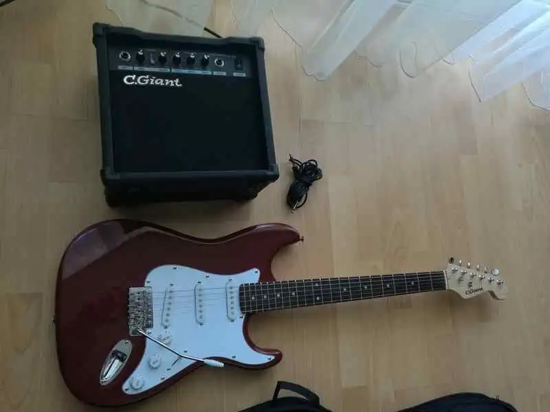 CGiant  Electric guitar set