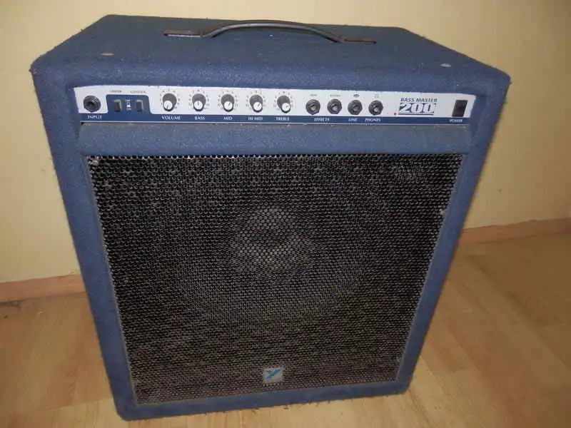 Yorkville Bassmaster 200 Bass Combo