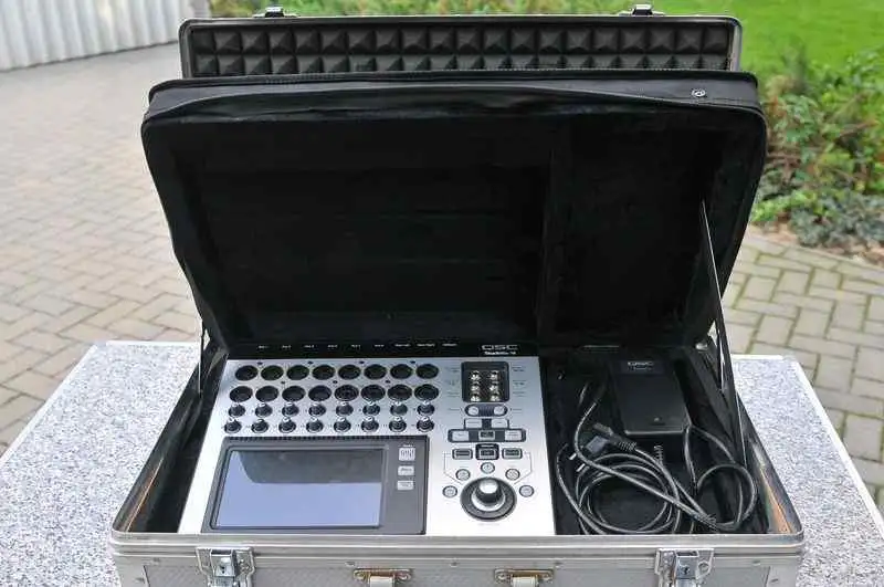 QSC Tuchmix 16 Keverő