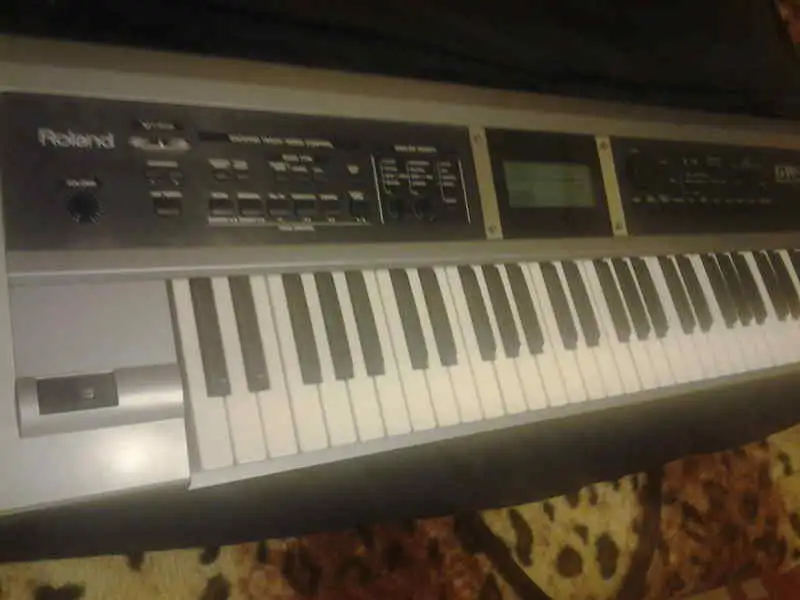 Roland GW-7 Szintetizátor