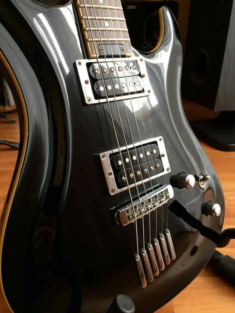 YAMAHA RGX 320FZ Elektromos gitár YAMAHA RGX 320FZ Elektromos gitár