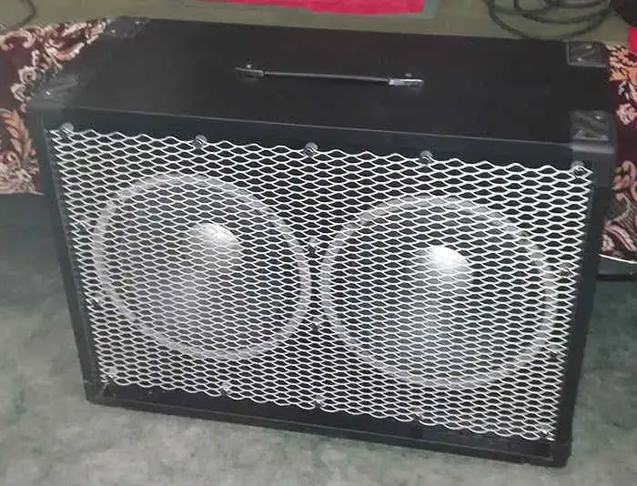  212 Caja de guitarra